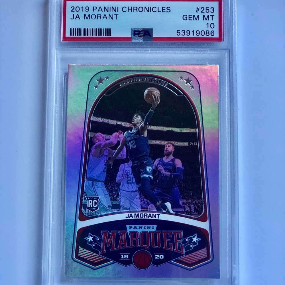 2019 Panini Chronicles Ja Morant Rookie Card